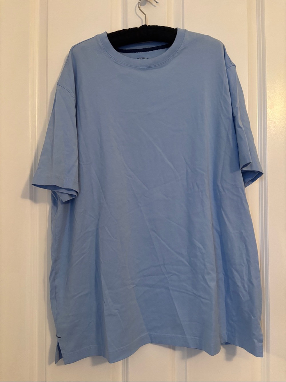 Tommy Bahama - Men’s Light Blue Crew Neck T-Shirt. Size XL. Relax Collection